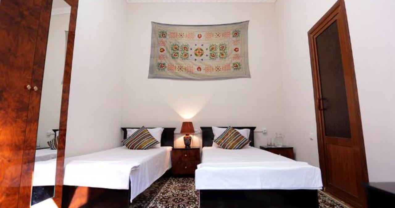Hotel Habibi Bukhara Esterno foto